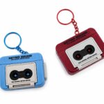 RETRO RECORD KEYCHAIN